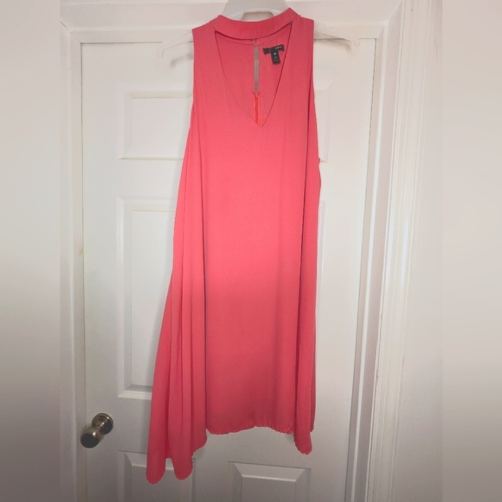 Aqua Brand 60s Style Sleeveless Collared Dress With V-Neck And Back Keyhole